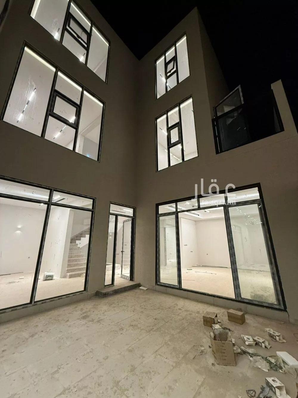 فيلا 6 غرف في المهدية 5