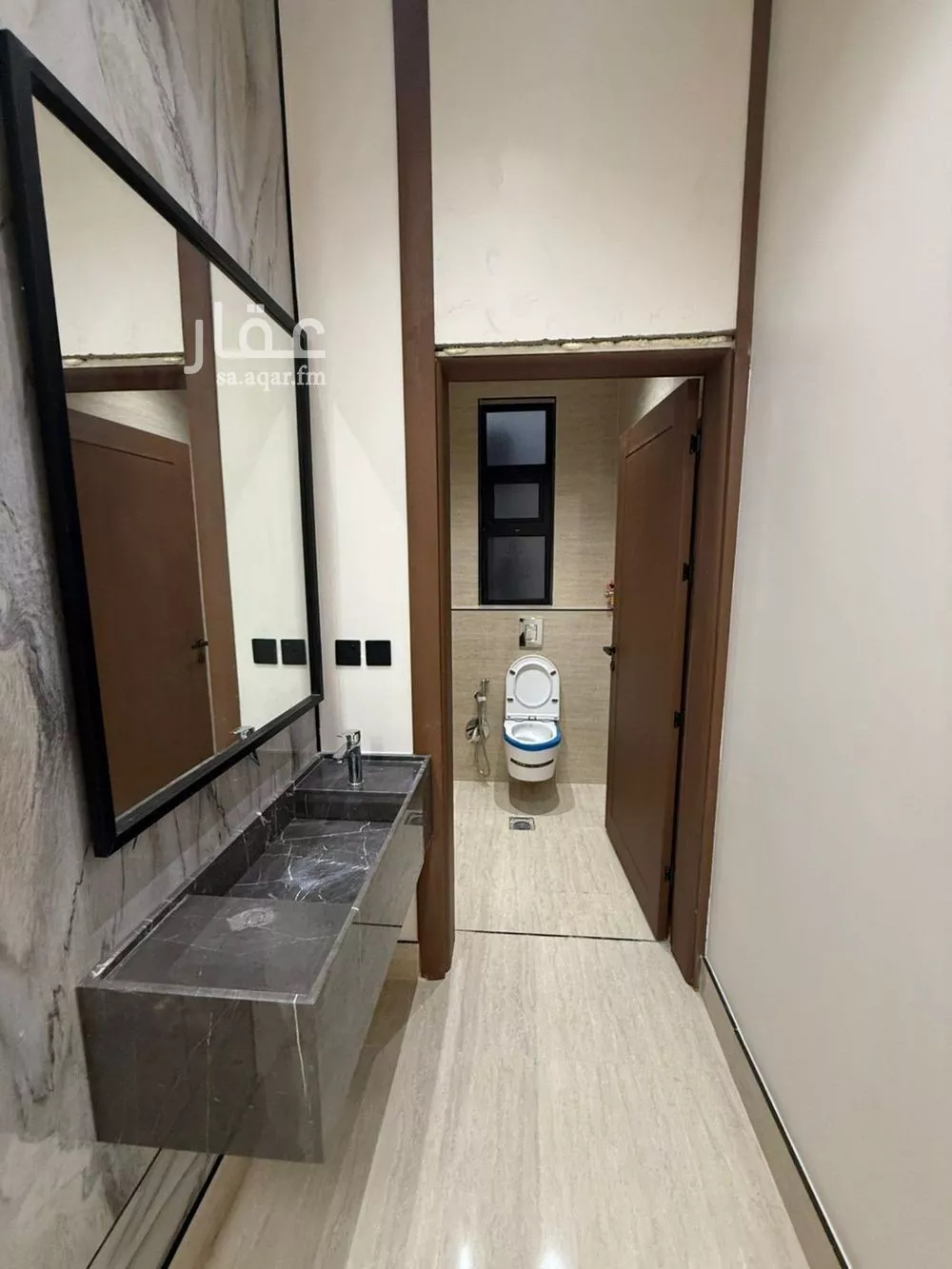 فيلا 6 غرف في المهدية 5