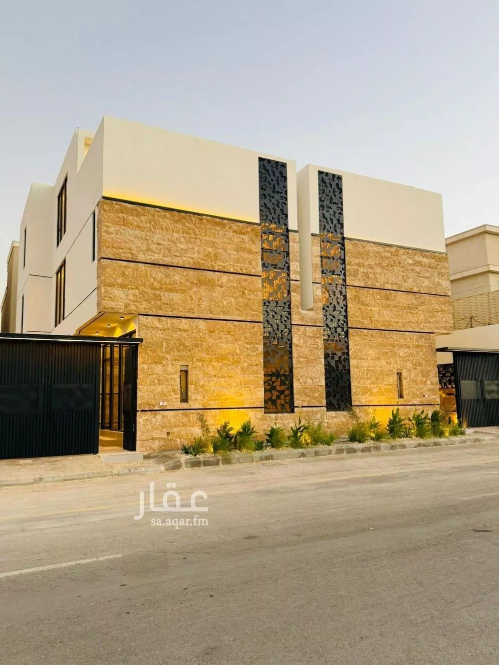 6 bedroom villa in Al Mahdiyyah 3