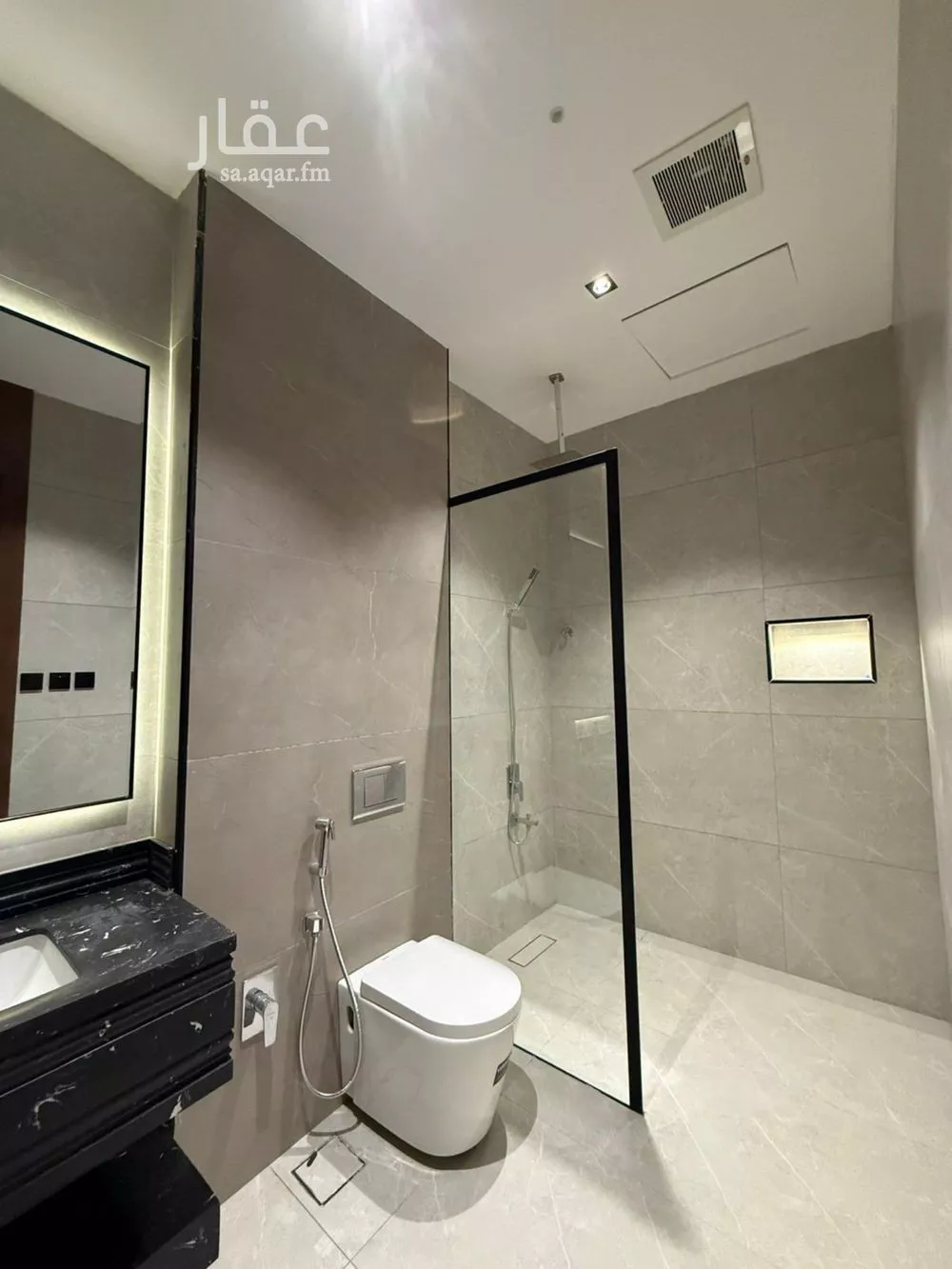 فيلا 6 غرف في المهدية 4