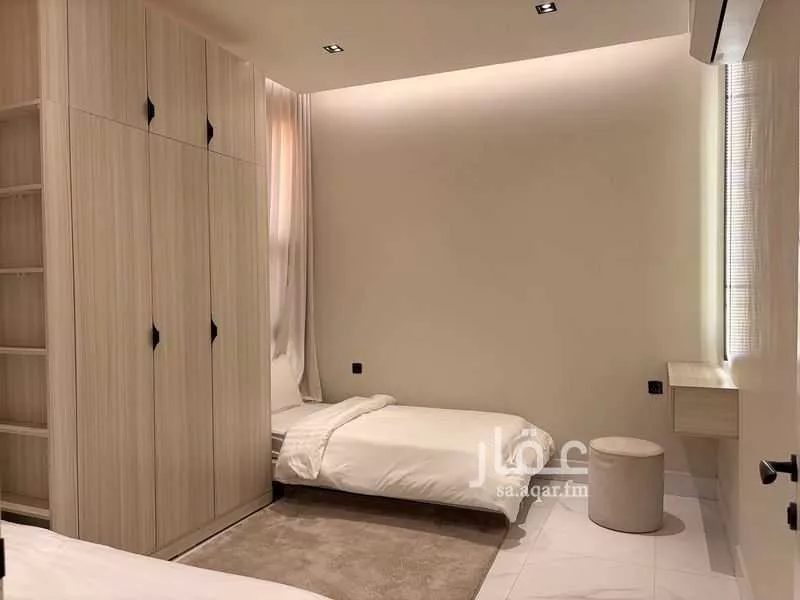 شقة 3 غرف في الحمرا 4