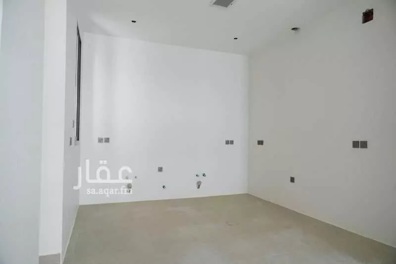 شقة 3 غرف في الرمال 5