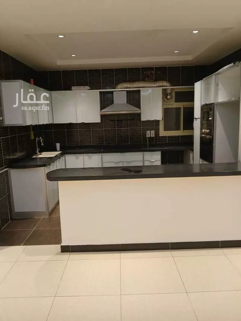 شقة 3 غرف في الملقا 3