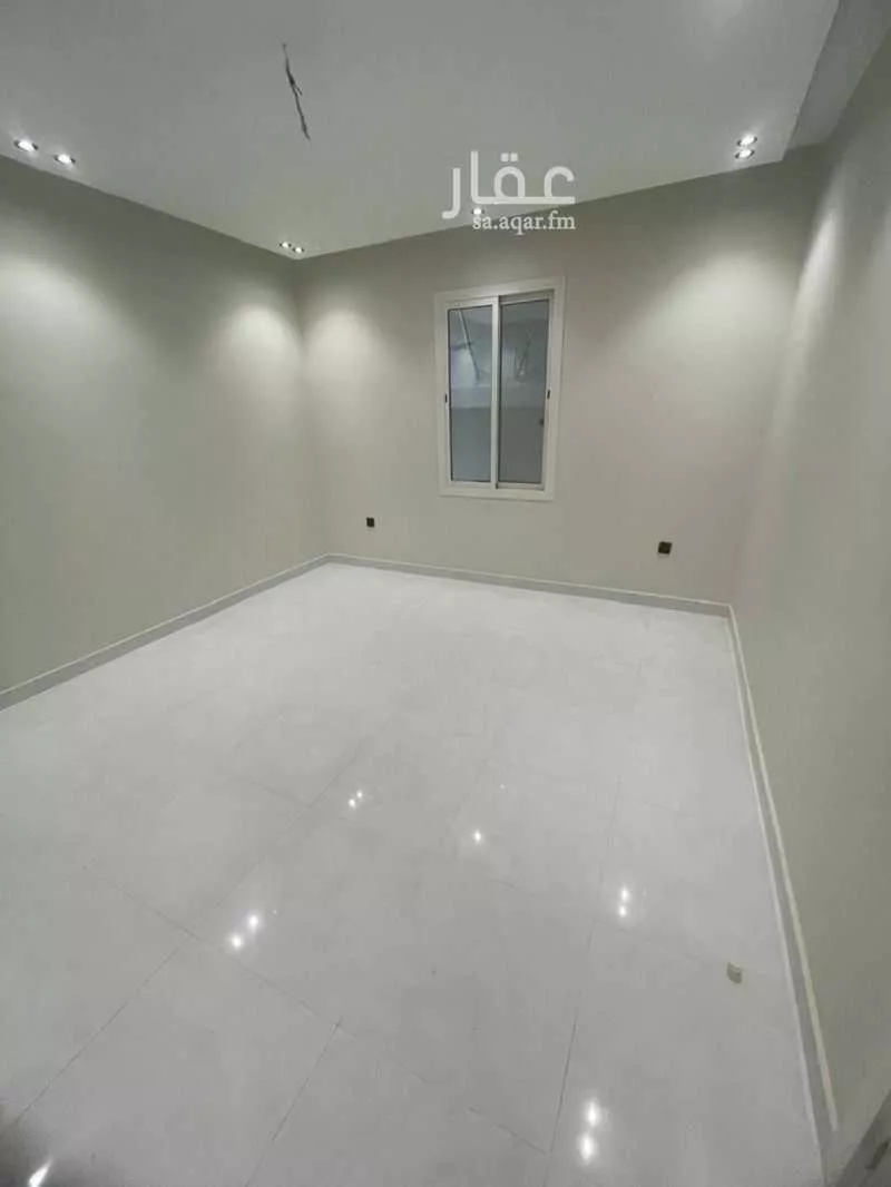 شقة 5 غرف في طيبة 5