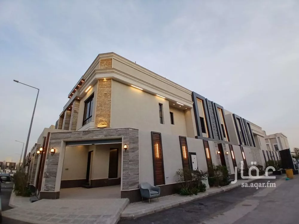 6 bedroom villa in Al Rimal 4