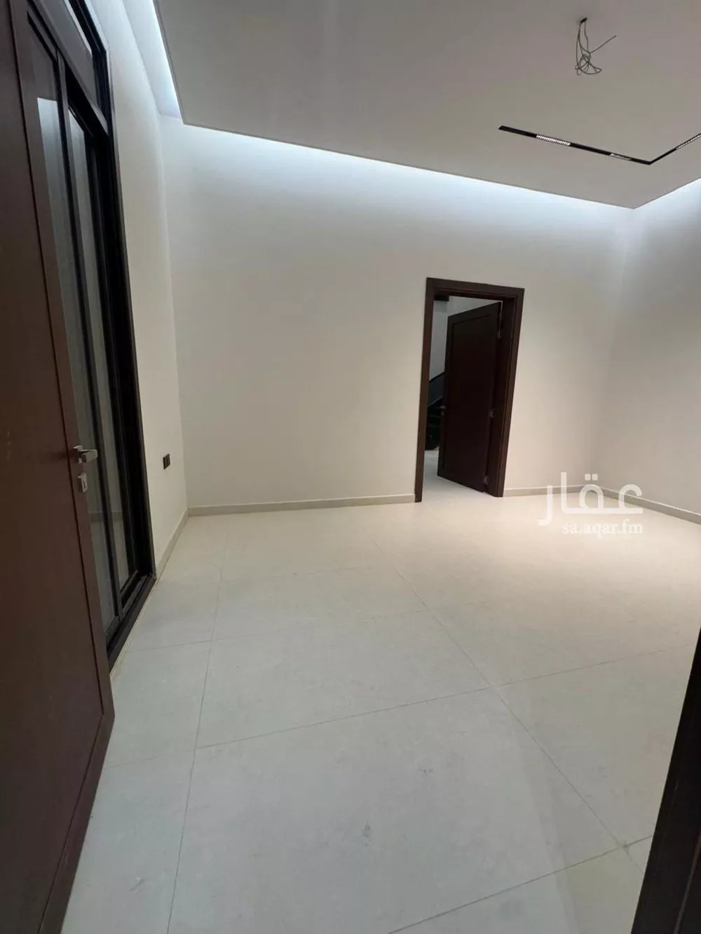 فيلا 3 غرف في الرمال 5