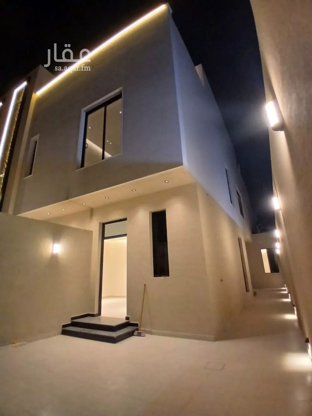 3 bedroom floor in King Faisal 4