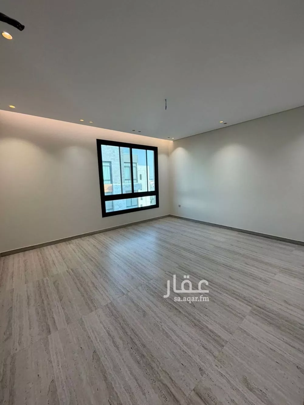 شقة 4 غرف في الزهراء 3