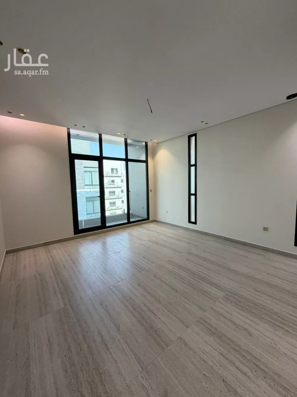 شقة 4 غرف في الزهراء 5