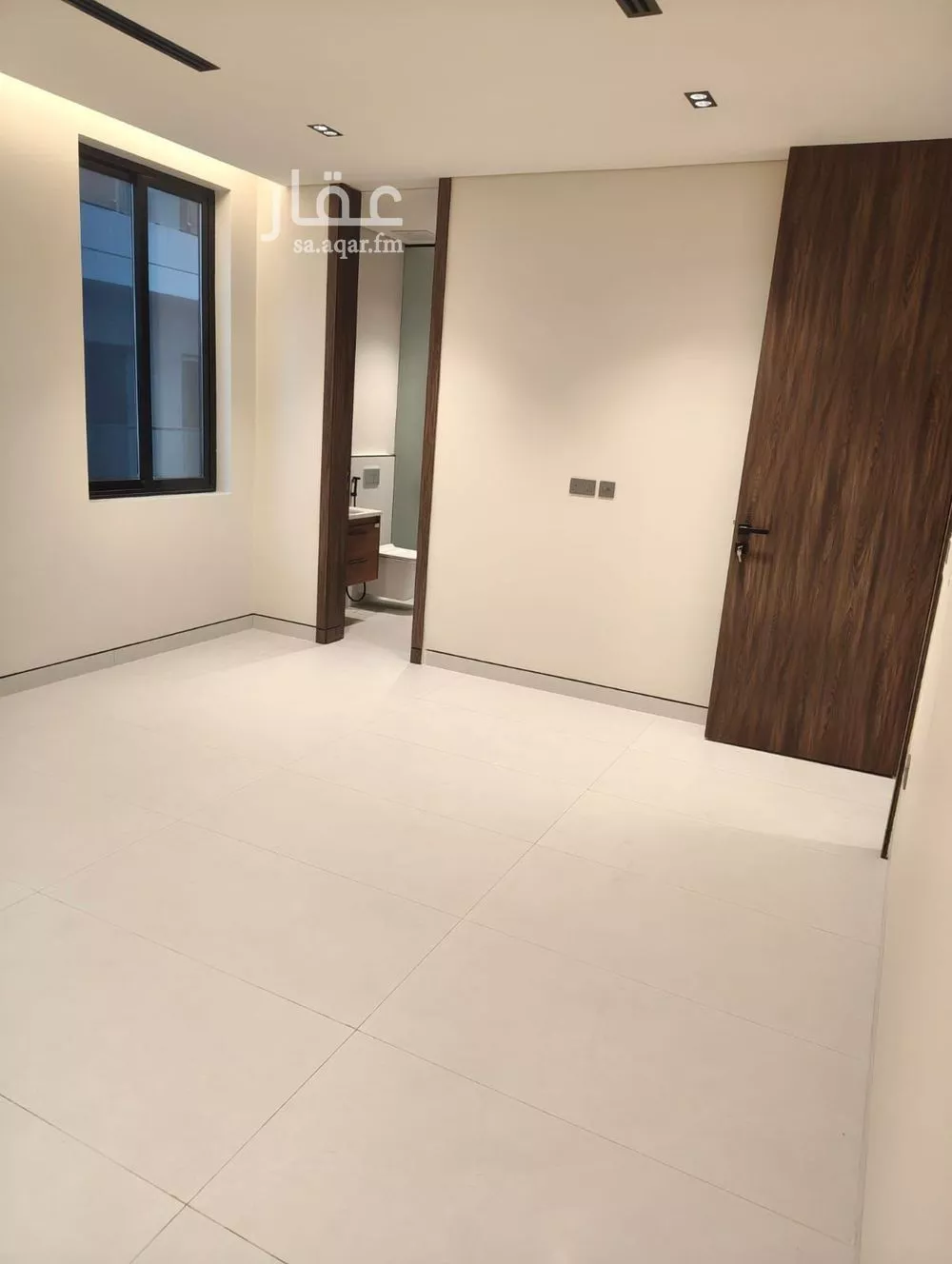 شقة 4 غرف في السيف 3