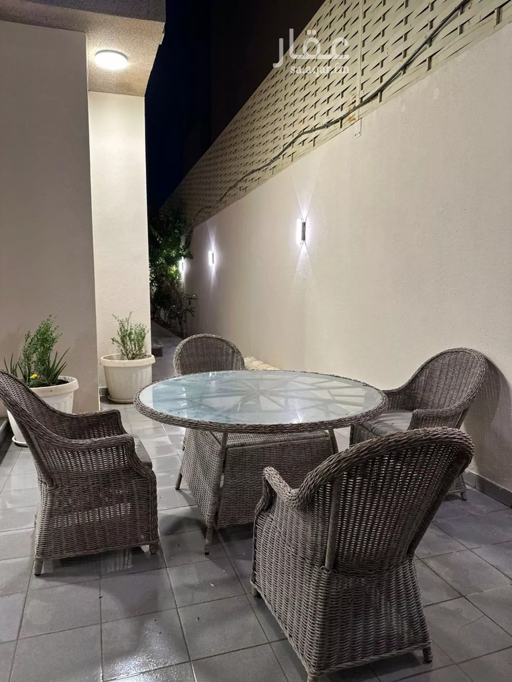 فيلا 3 غرف في العارض 3