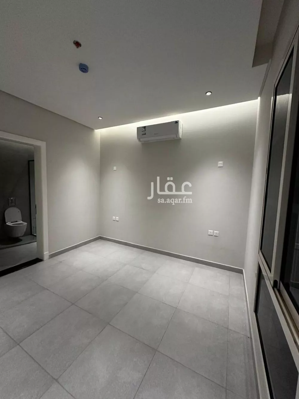 شقة 3 غرف في الملقا