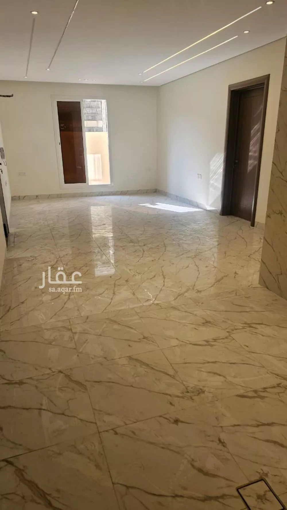 3 bedroom floor in Al Mahdiyyah 3