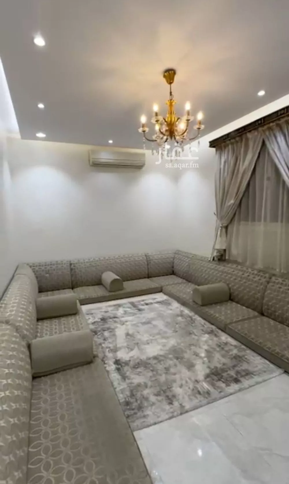 3 bedroom floor in Dhahrat Laban 1