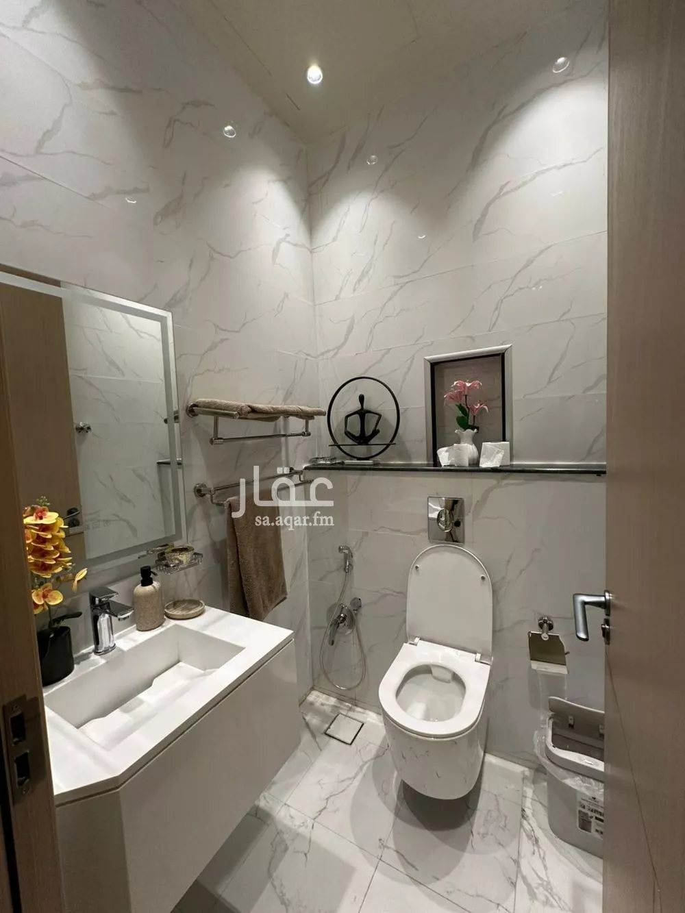 دور 3 غرف في العارض 3