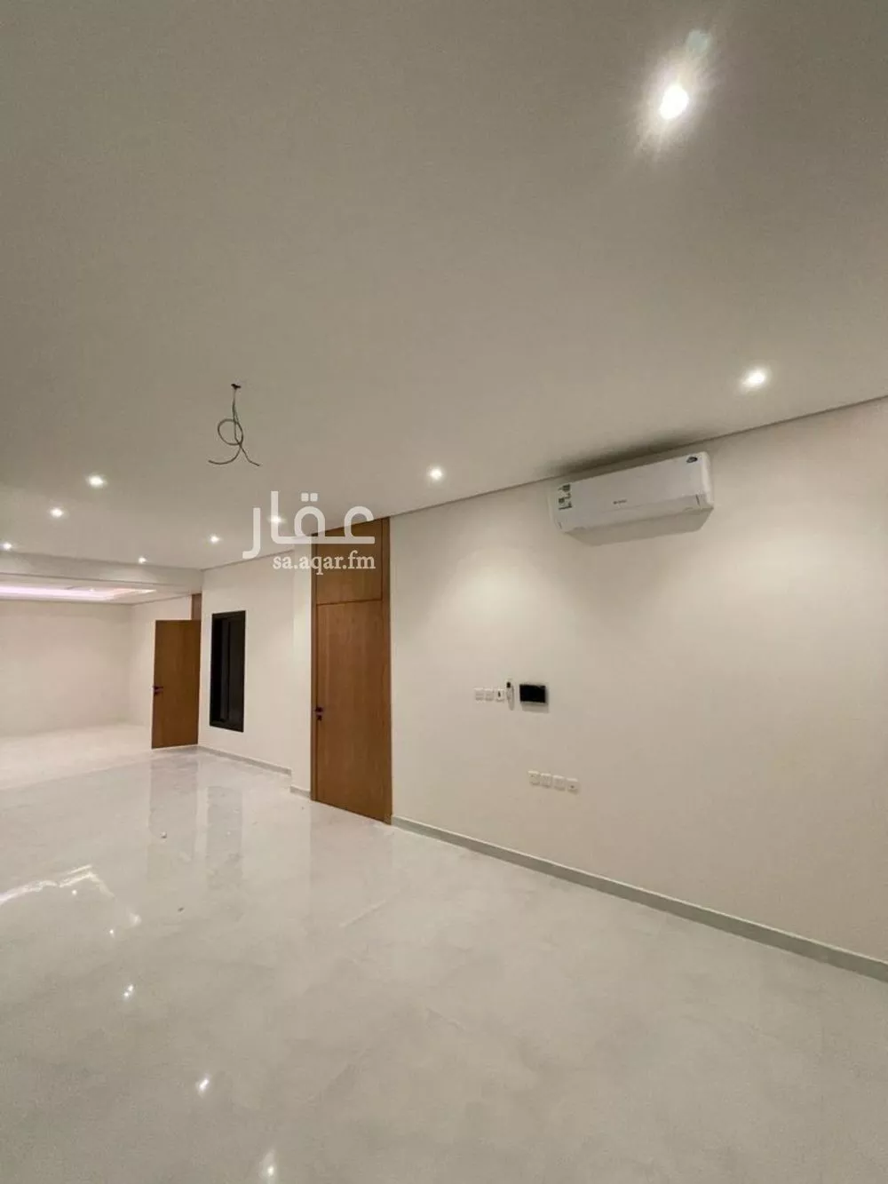 3 bedroom floor in King Faisal 1