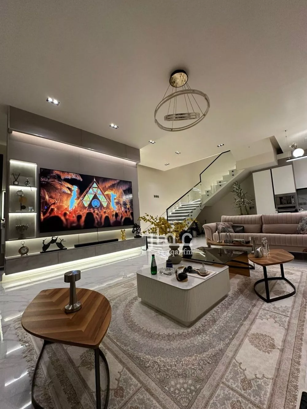 دور 3 غرف في العارض 1