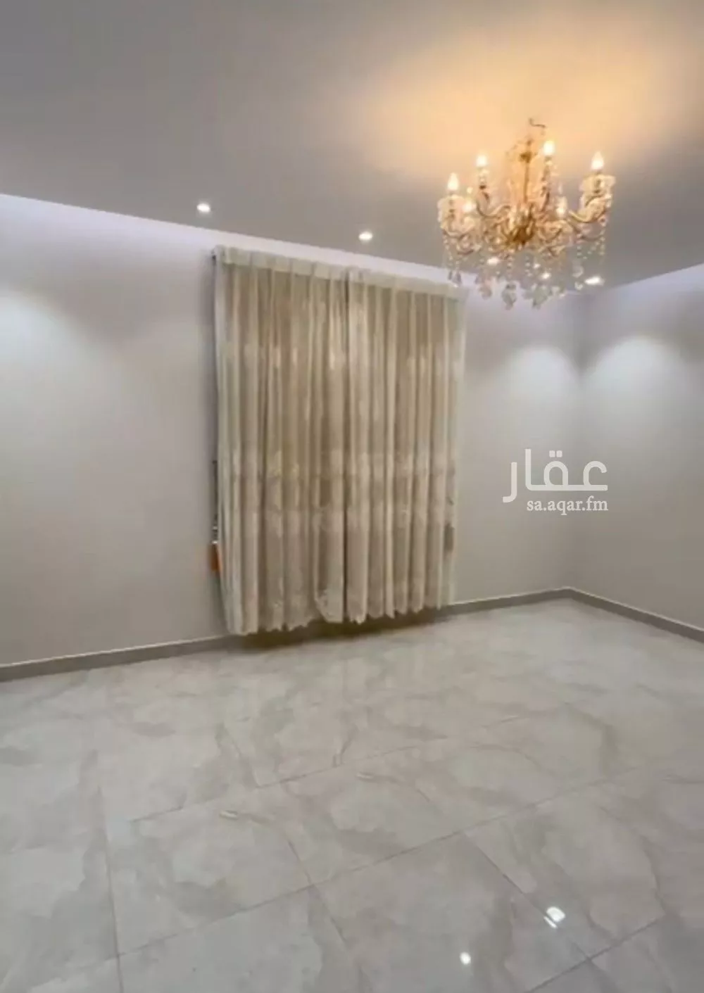3 bedroom floor in Dhahrat Laban 2