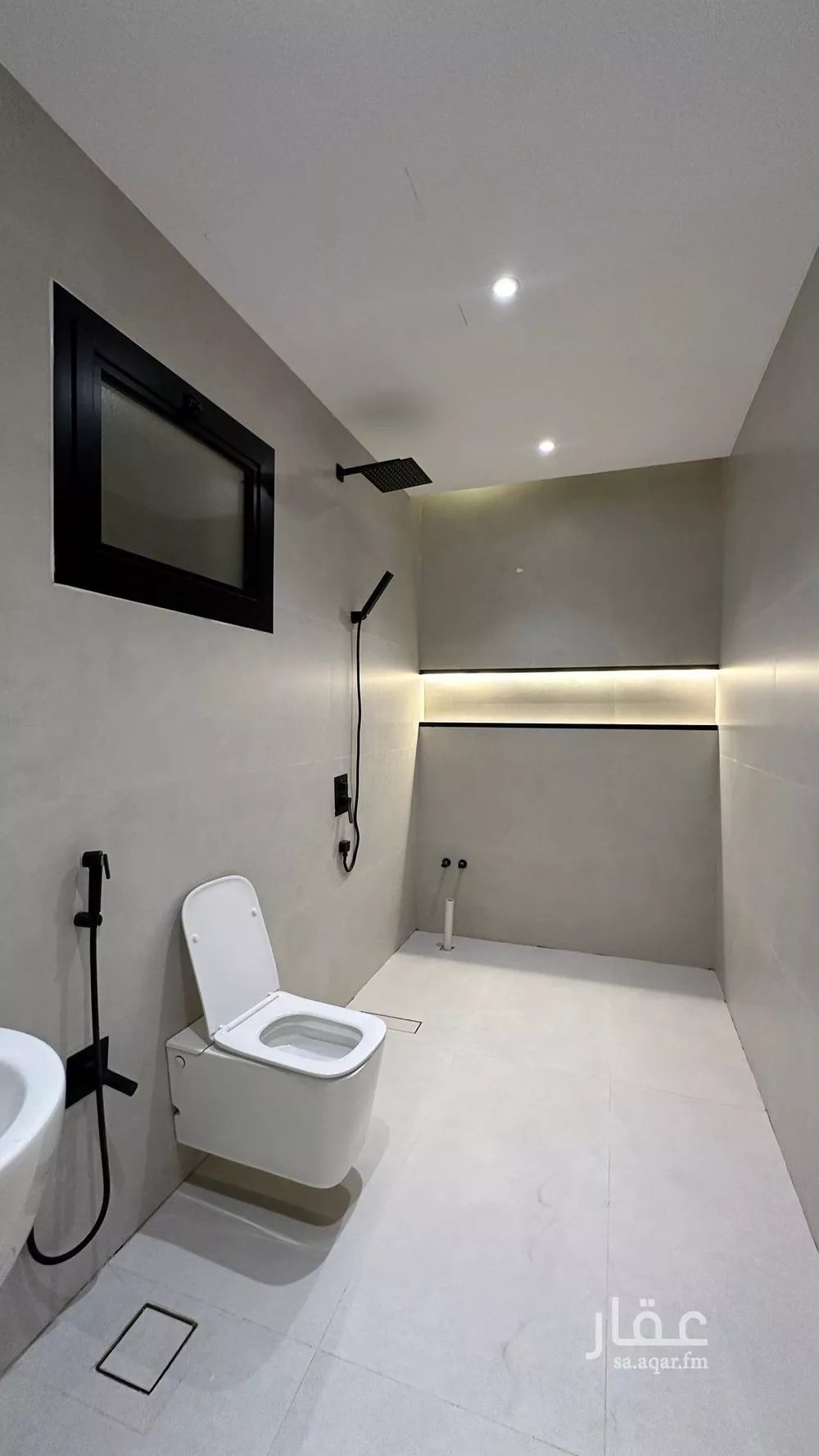 فيلا 5 غرف في المهدية 4