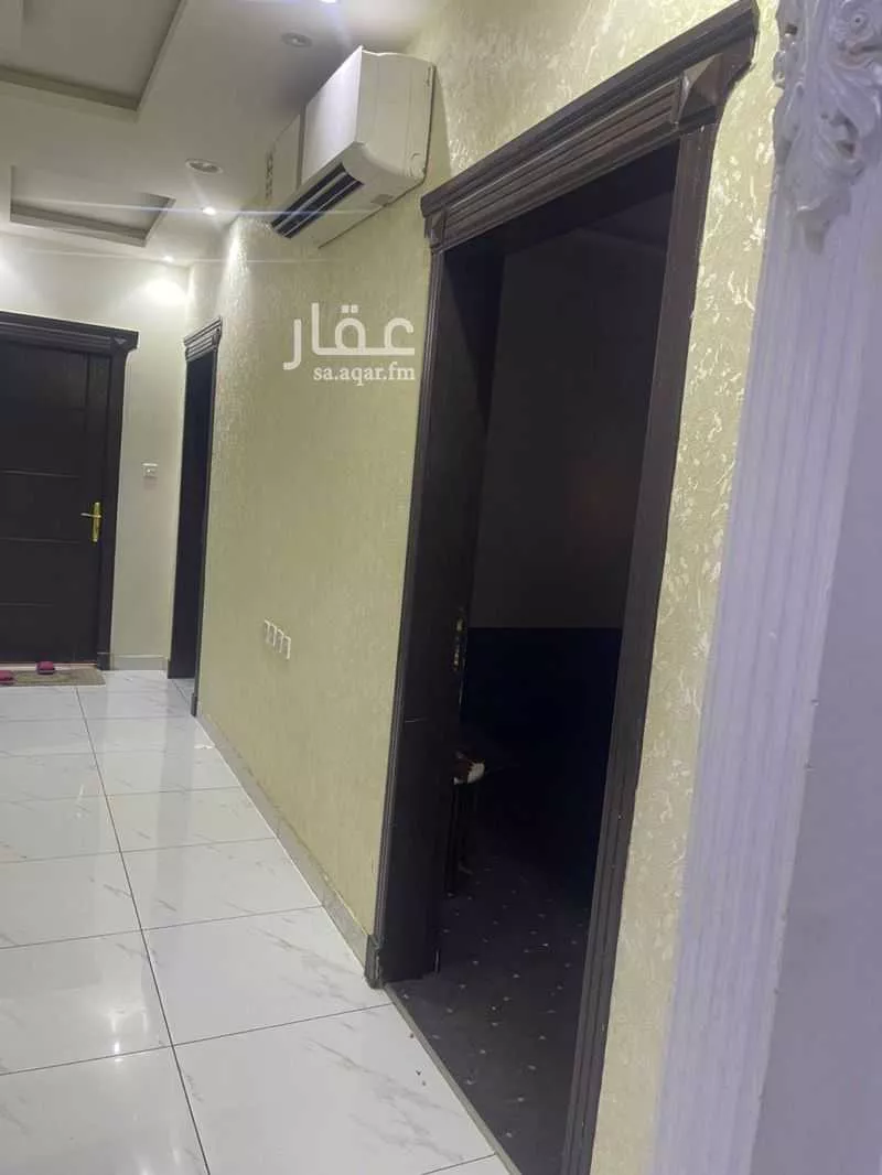 شقة 4 غرف في النظيم 5