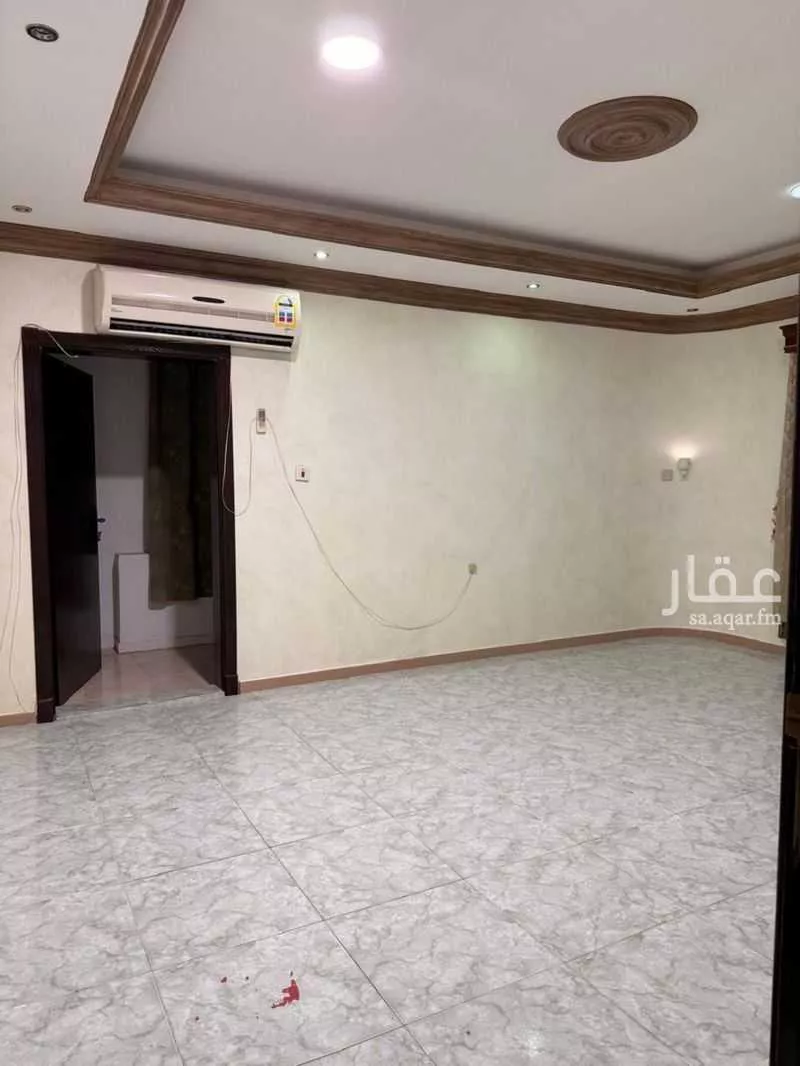 5 bedroom villa in Al Aqrabiyah, Eastern Province 4