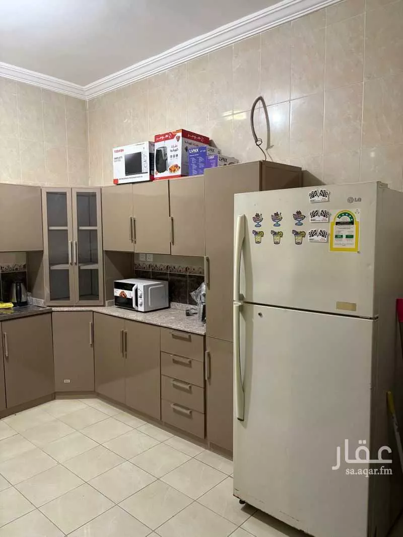 3 bedroom apartment in Al Rabwa 3