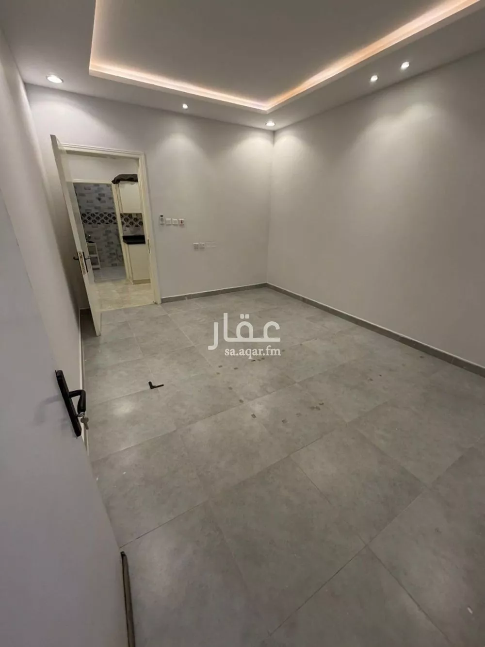 1 bedroom apartment in Al Falah 3