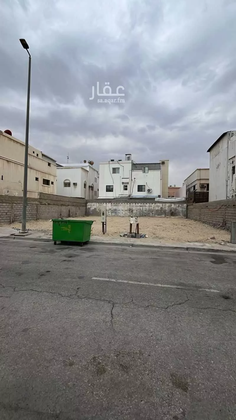 424 sqm land in Al Aqrabiyah