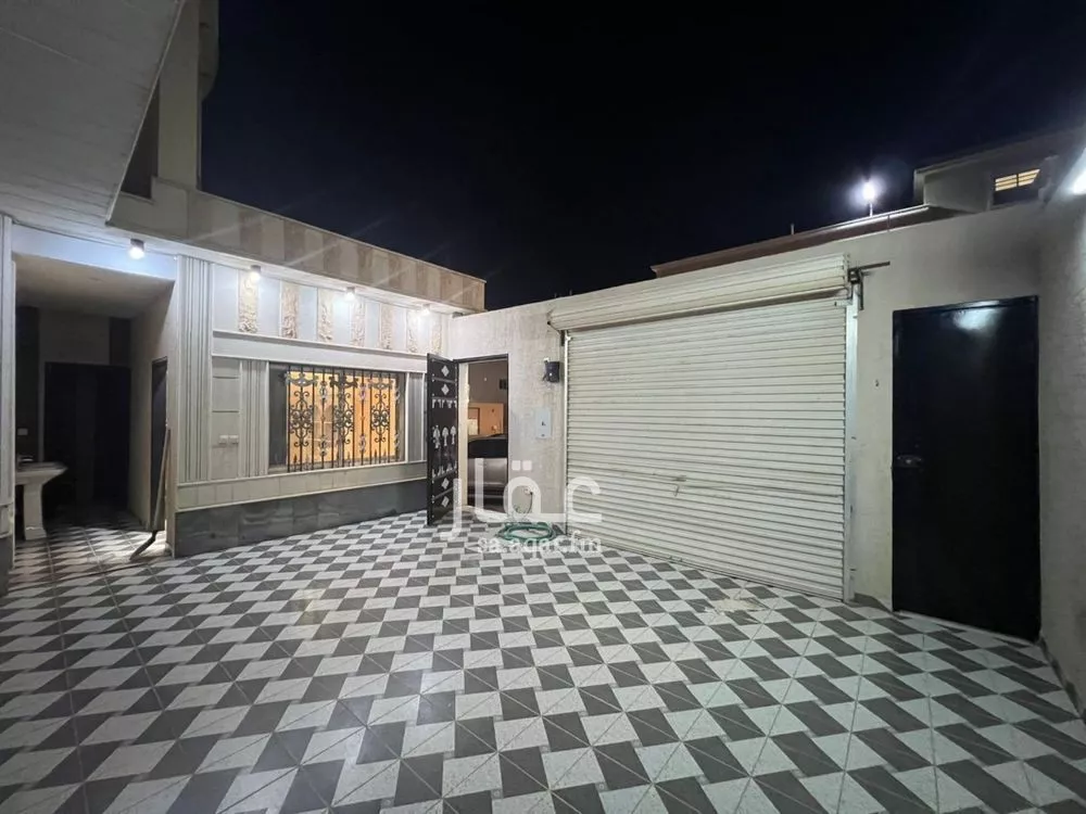 5 bedroom villa in Tuwaiq, Riyadh 10