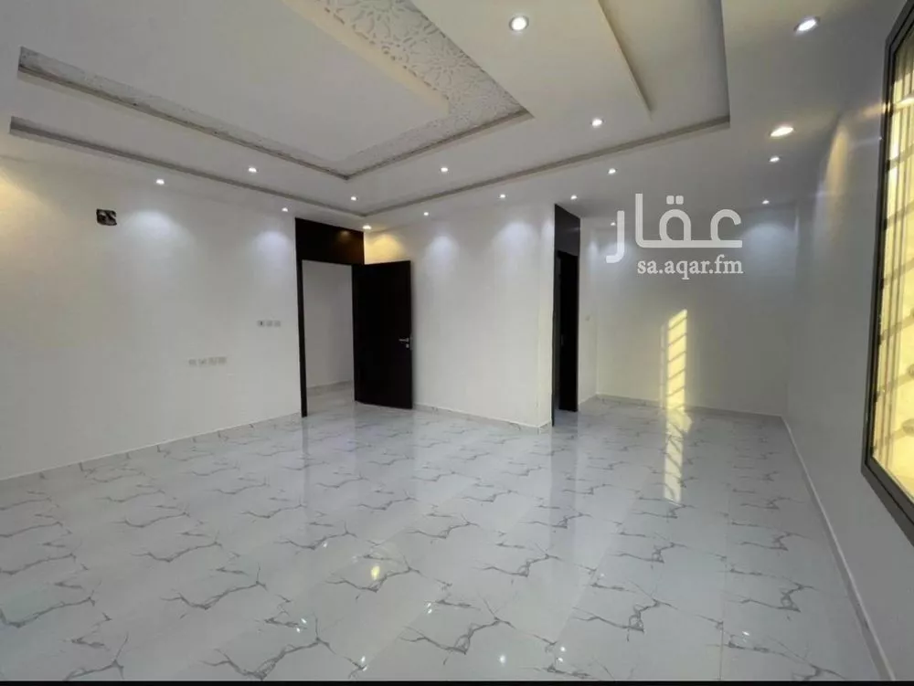 فيلا 5 غرف في طويق 4