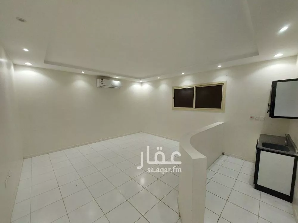 شقة 1 غرف في العارض 4