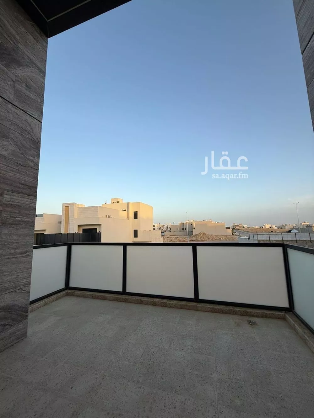 فيلا 6 غرف في المهدية 5