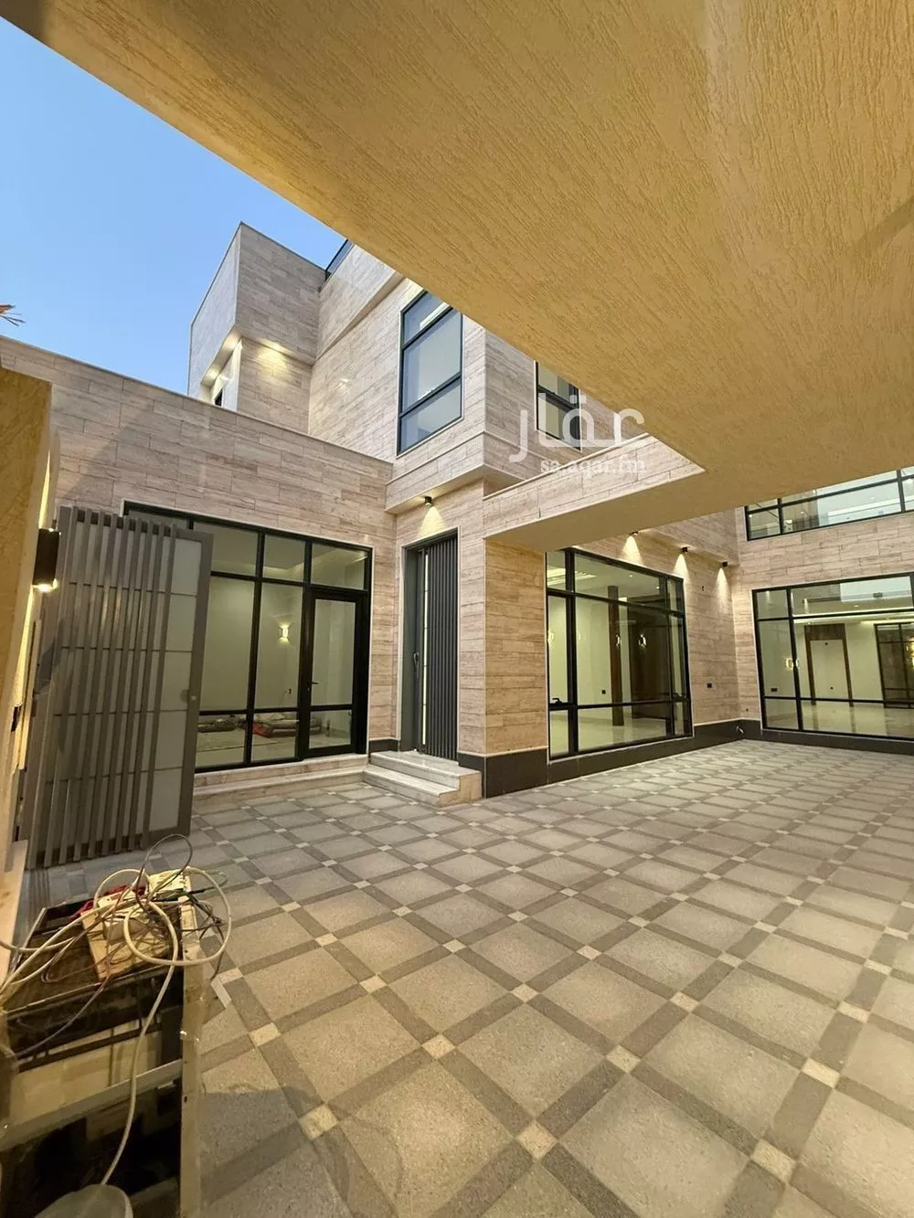 فيلا 6 غرف في المهدية 3