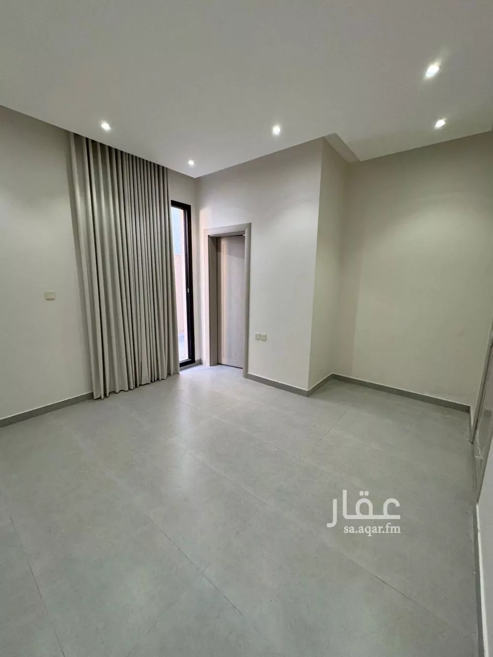3 bedroom floor in Al Aridh 2