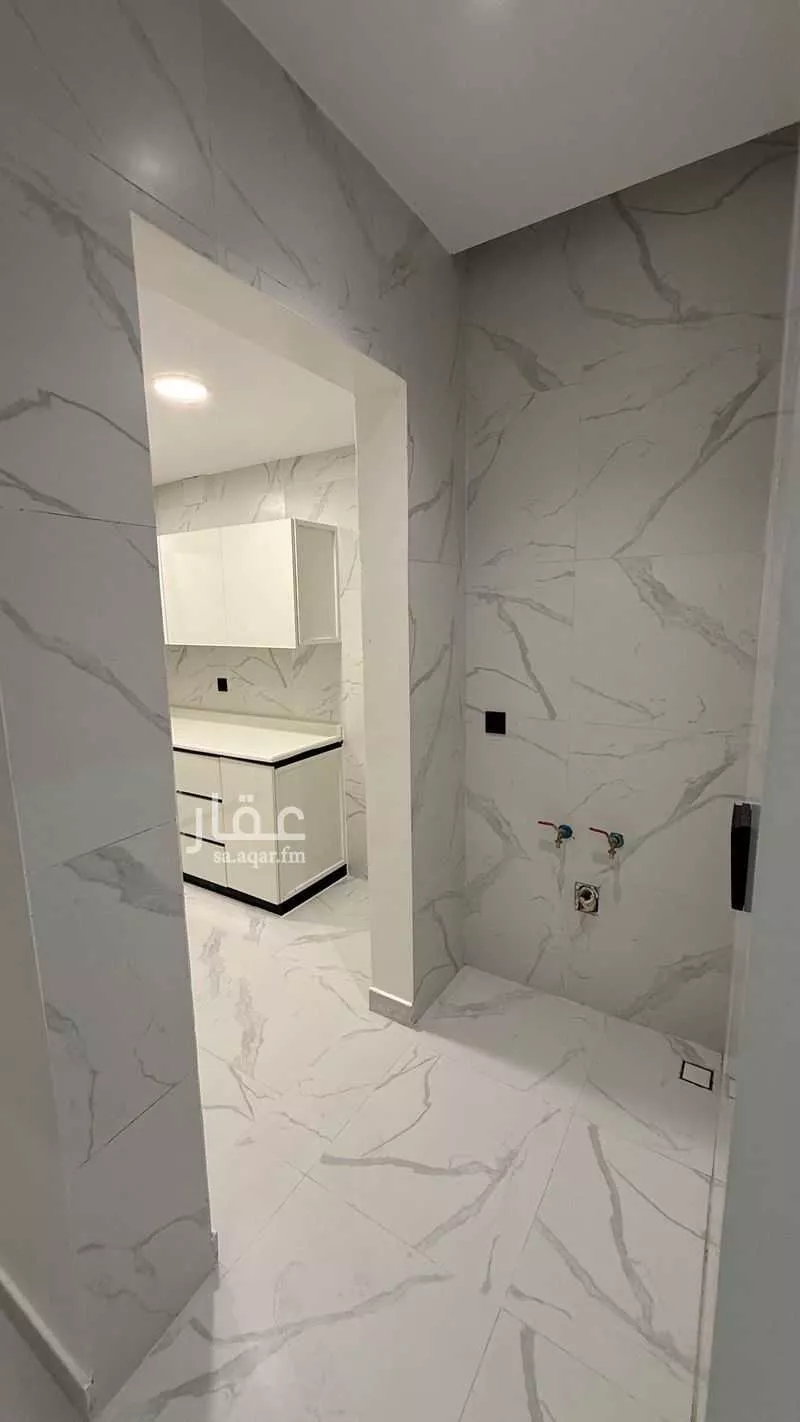 1 bedroom building in Al Aqrabiyah, Eastern Province 13