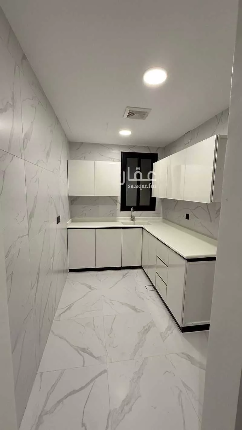 1 bedroom building in Al Aqrabiyah, Eastern Province 16