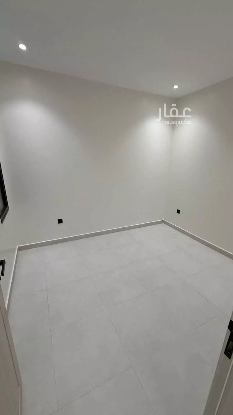 1 bedroom building in Al Aqrabiyah, Eastern Province 15