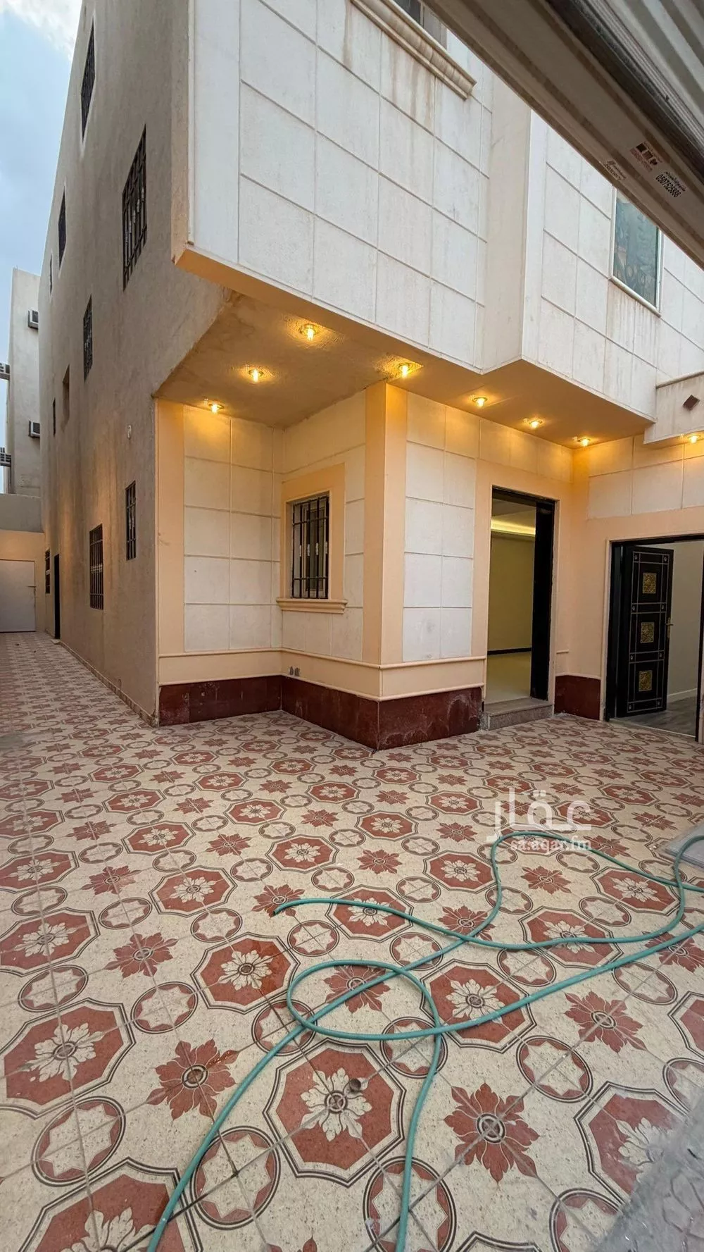 فيلا 9 غرف في المونسية 2