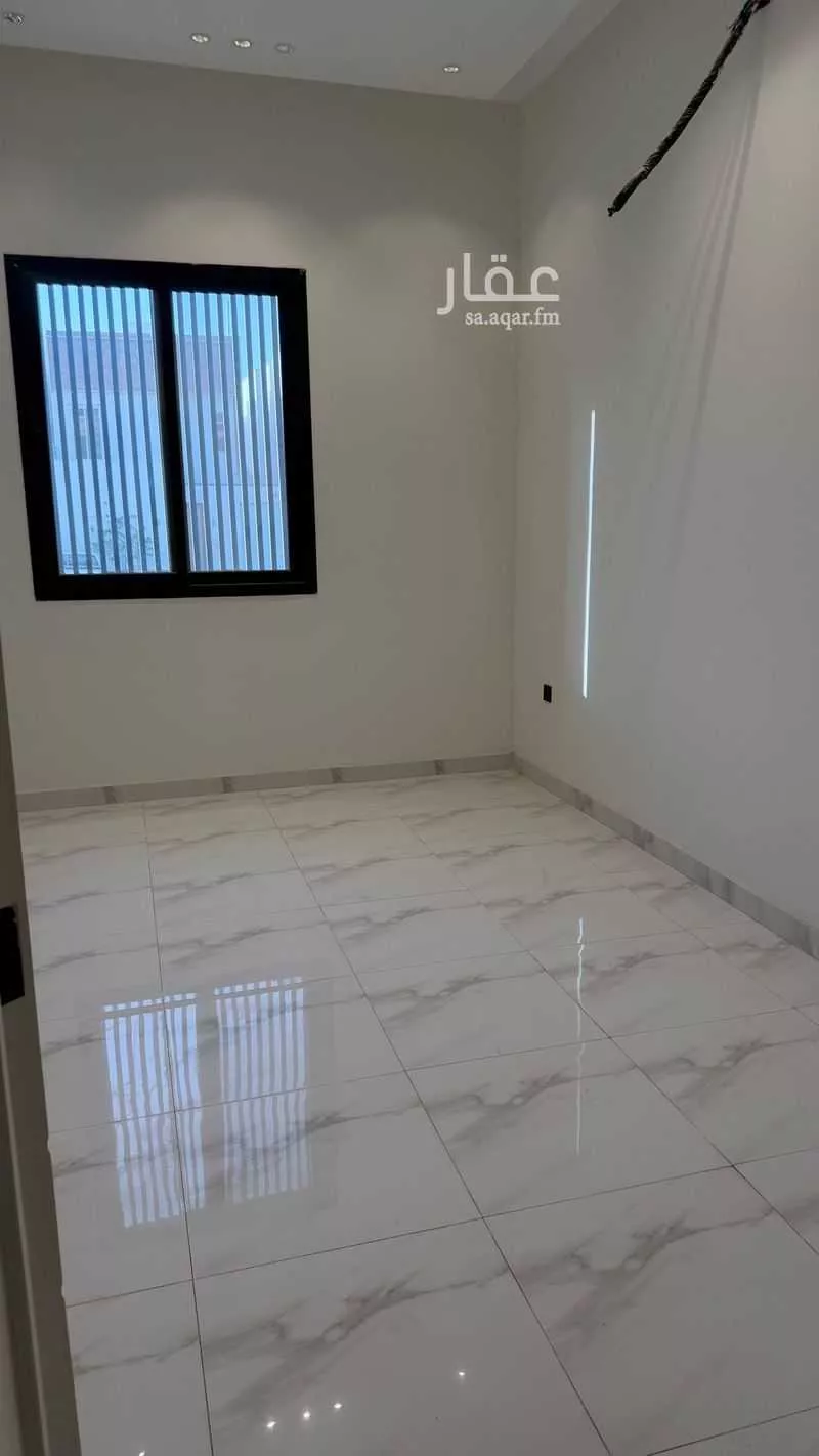 شقة 5 غرف في بدر 4