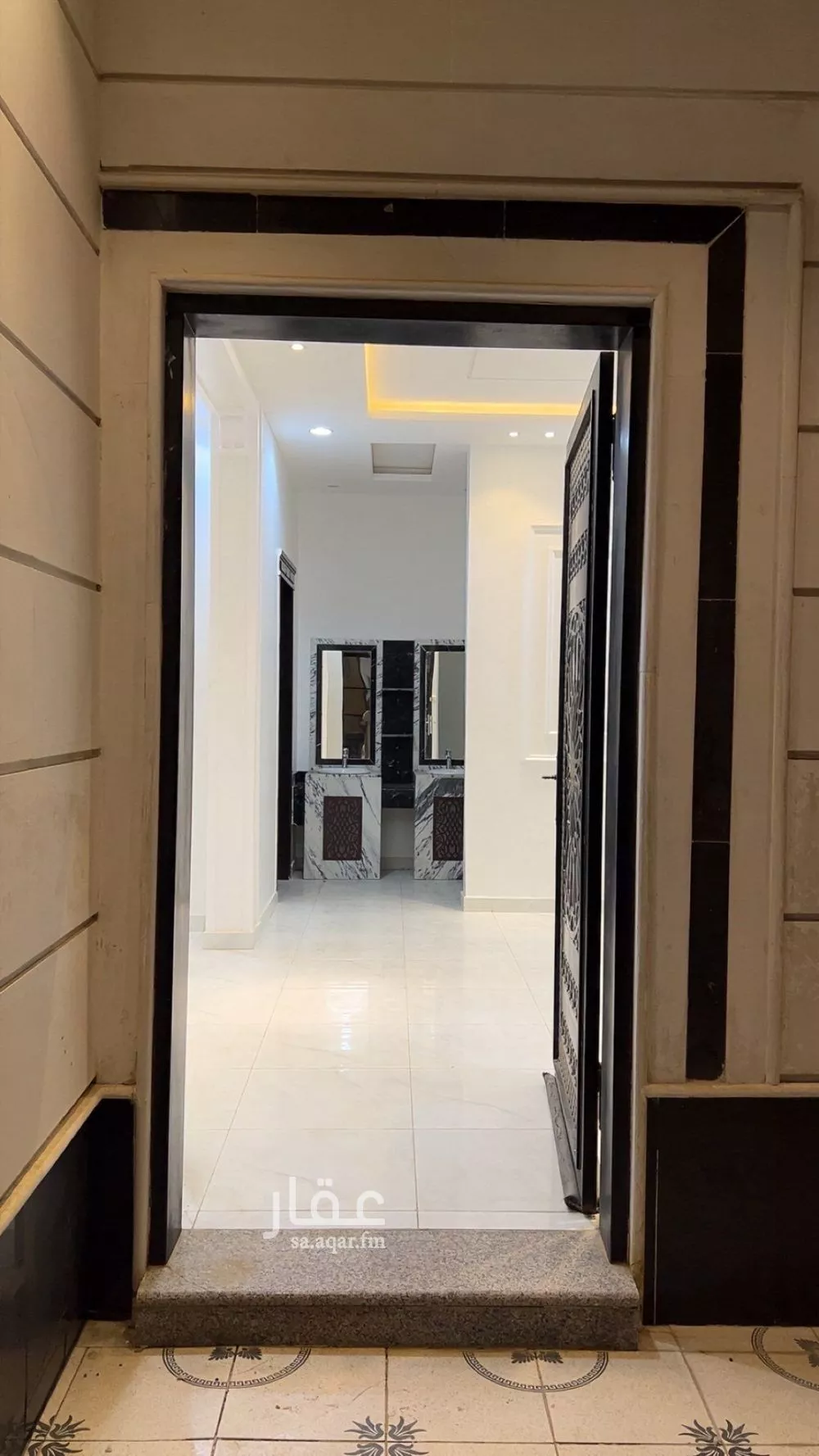 فيلا 8 غرف في الرمال 4