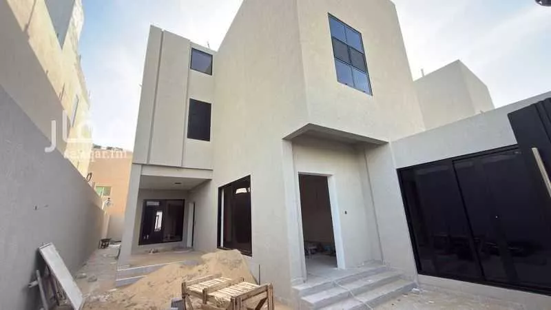 5 bedroom villa in Ash Shati Al Gharbi 1