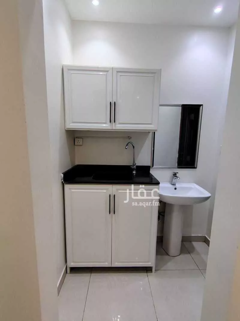 1 bedroom apartment in Al Rawdah, Riyadh 4