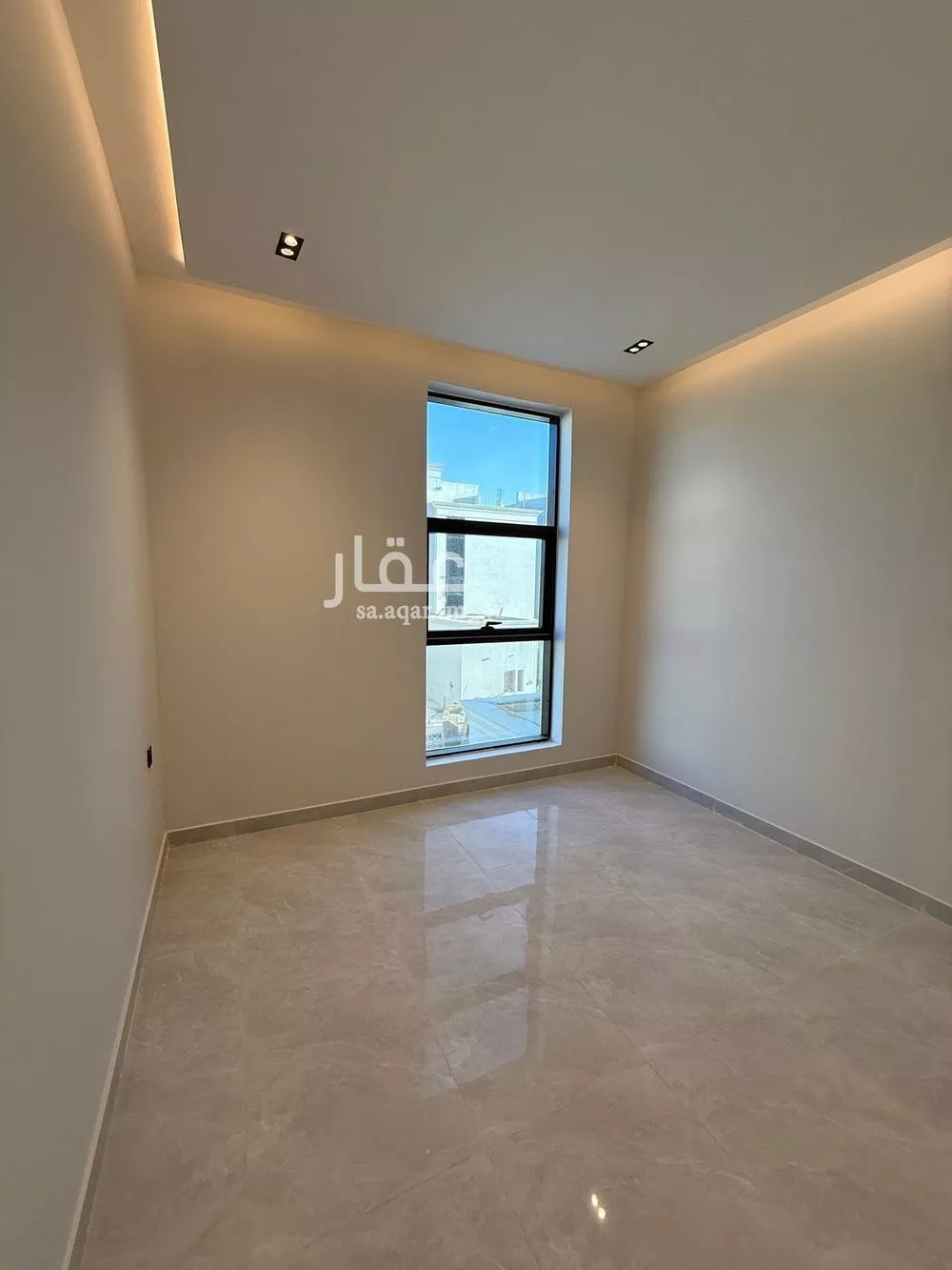 3 bedroom floor in Al Janadriyah 2