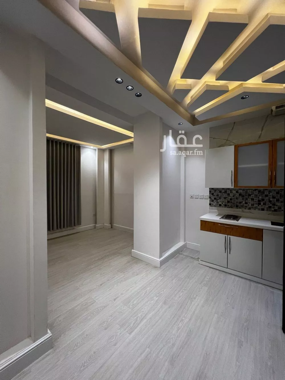 شقة 1 غرف في العقيق 2