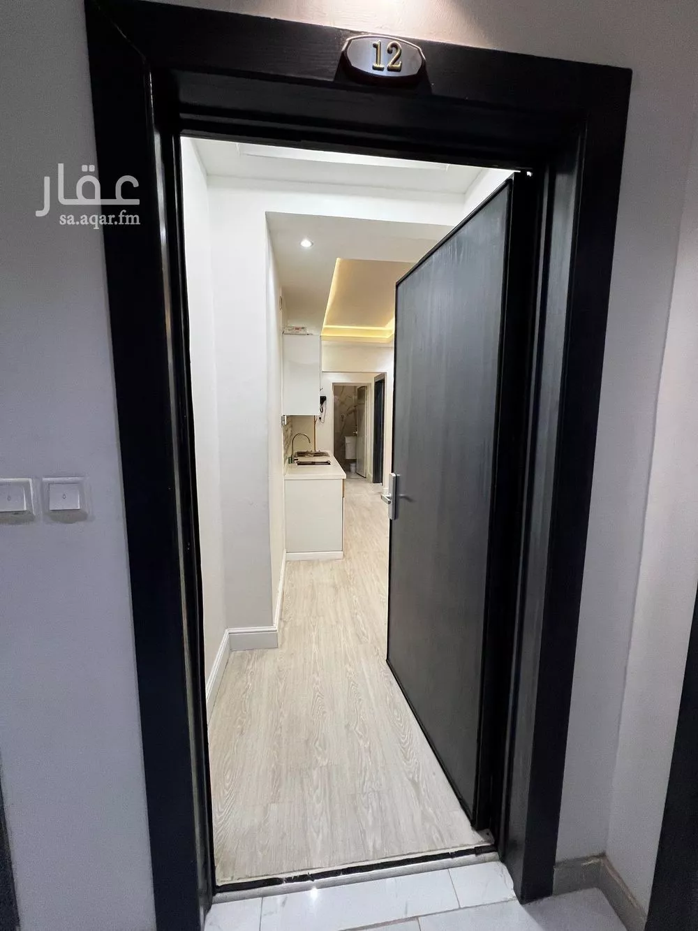 شقة 1 غرف في العقيق 4