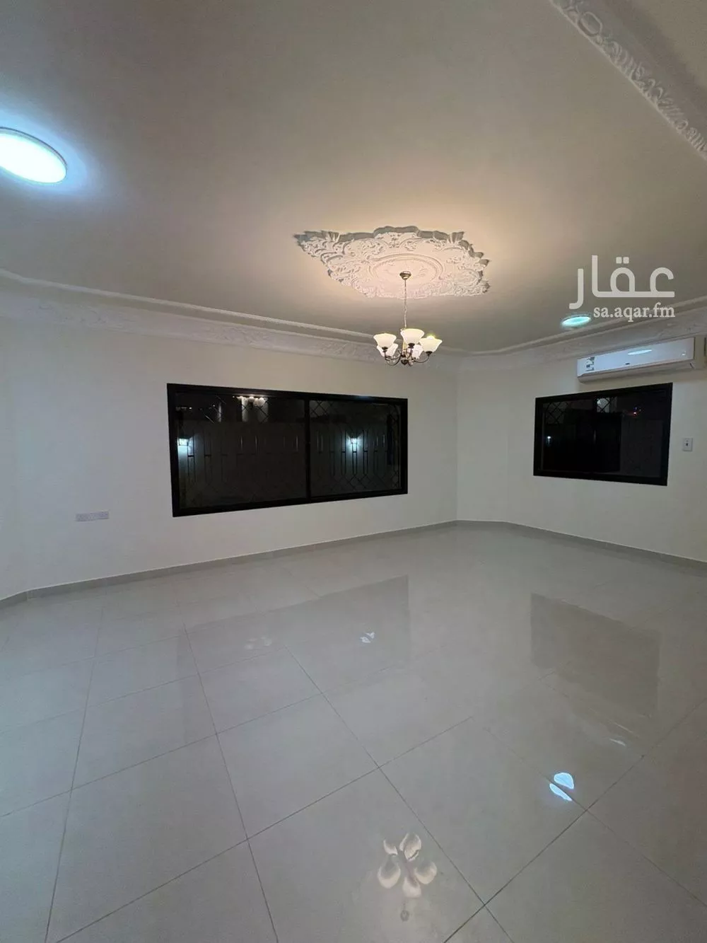 فيلا 10 غرف في النزهة 4