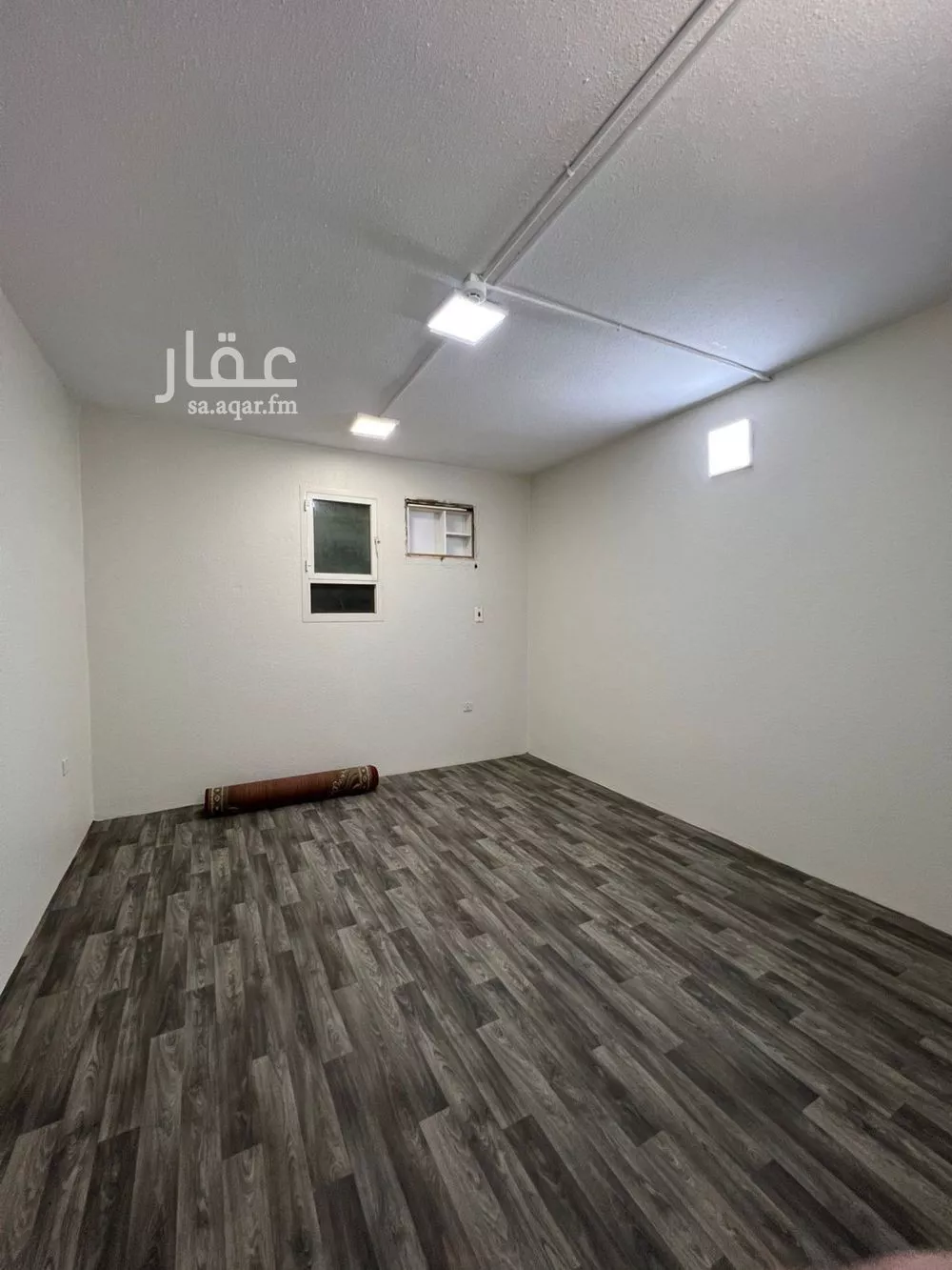 مكتب 1050 م² في الروضة 1