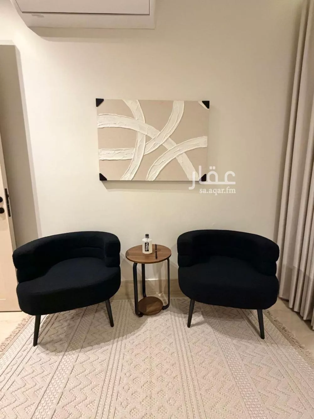 شقة 1 غرف في الحمرا 5