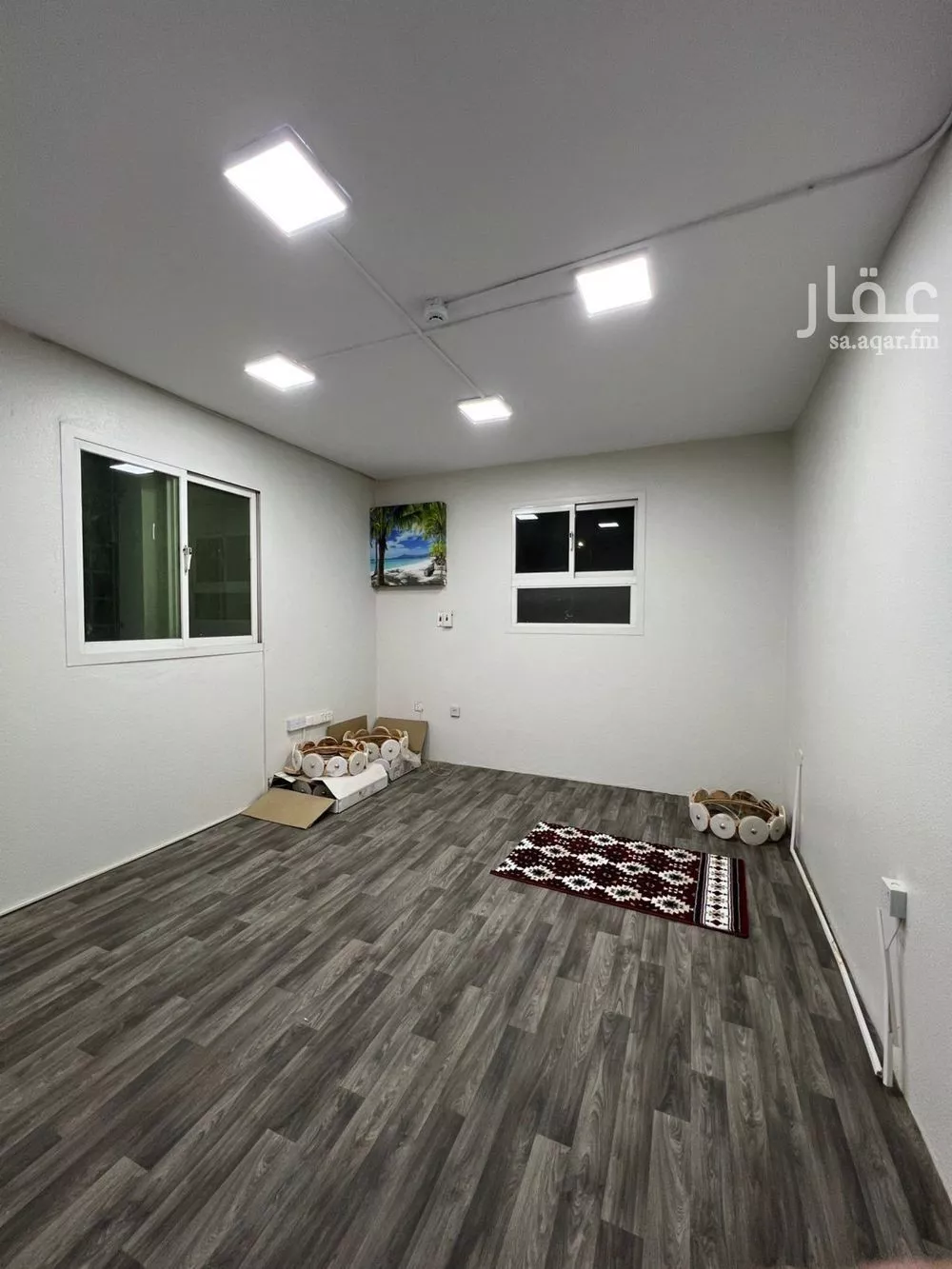 مكتب 1050 م² في الروضة 3