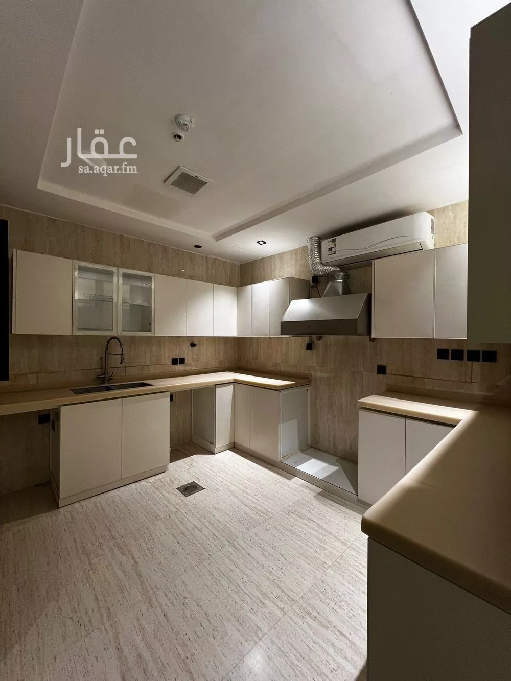 4 bedroom apartment in Al Rimal 4